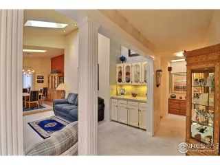 Photo #5: 949379 Listing