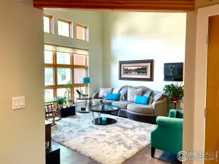 Photo #4: 949396 Listing