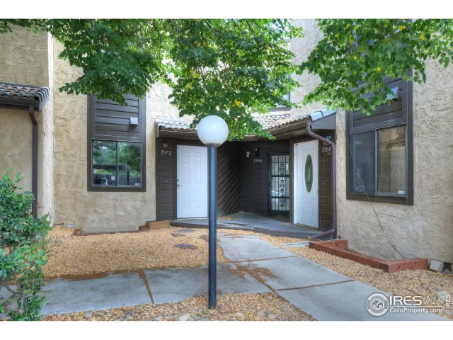 MLS: 949427 Condo For Sale