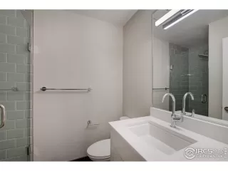 Photo #6: 949427 Listing