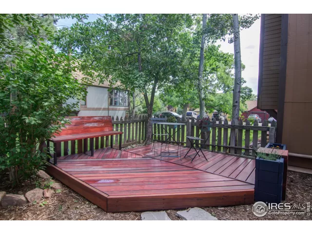 MLS: 949450 Condo For Sale