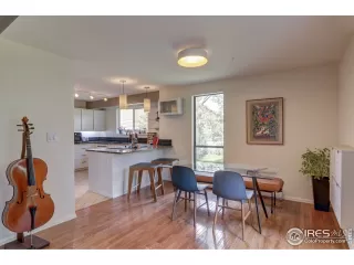 Photo #4: 949450 Listing