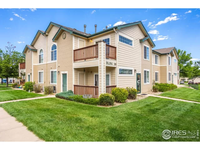 MLS: 949454 Condo For Sale