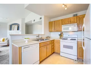 Photo #6: 949454 Listing