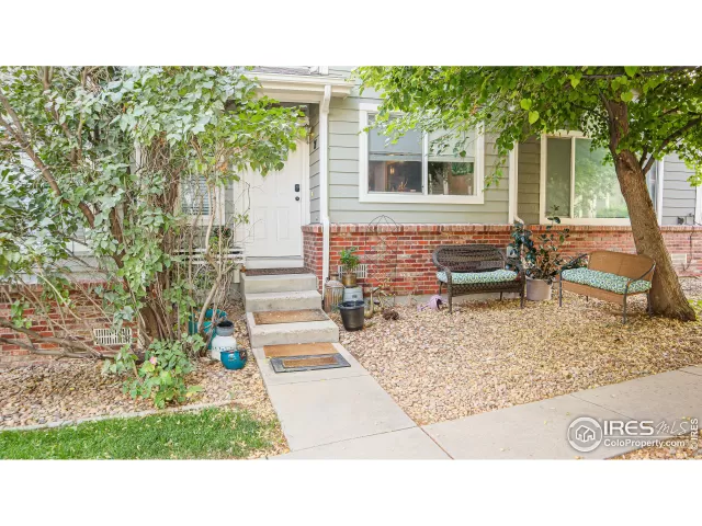 MLS: 949497 Condo For Sale