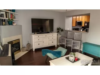 Photo #2: 949497 Listing