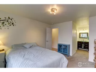 Photo #5: 949502 Listing