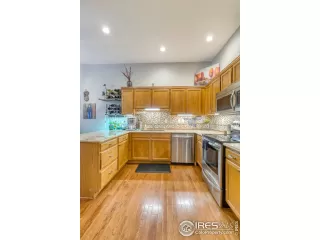 Photo #5: 949512 Listing