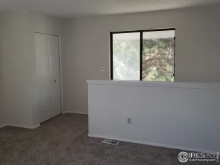 Photo #3: 949518 Listing