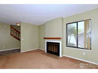 Photo #5: 949557 Listing