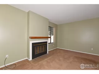 Photo #6: 949557 Listing