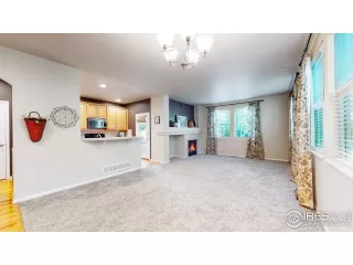 Photo #4: 949606 Listing