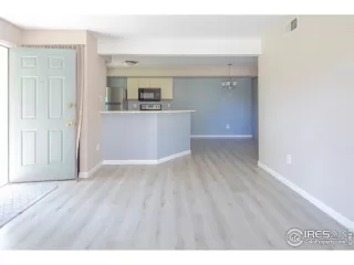 Photo #2: 949625 Listing