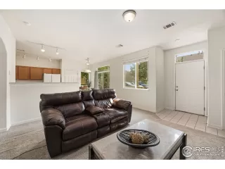 Photo #3: 949633 Listing