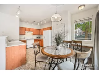 Photo #6: 949633 Listing