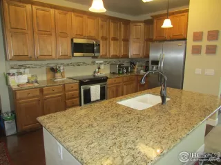 Photo #3: 949674 Listing