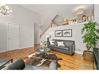 Photo #2: 949693 Listing