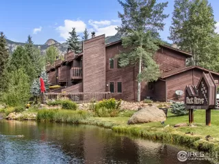 Photo #2: 949725 Listing