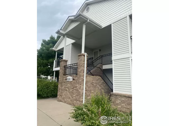 MLS: 949737 Condo For Sale