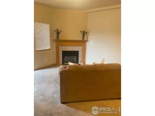 Photo #3: 949737 Listing