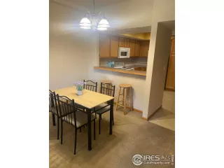 Photo #4: 949737 Listing