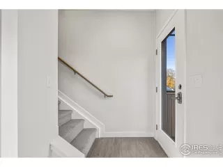 Photo #5: 949767 Listing