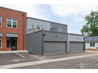 Photo #5: 949770 Listing