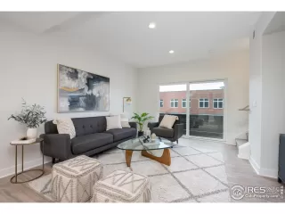 Photo #2: 949771 Listing