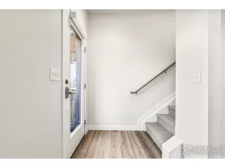 Photo #6: 949773 Listing