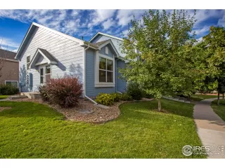 Photo #2: 949812 Listing