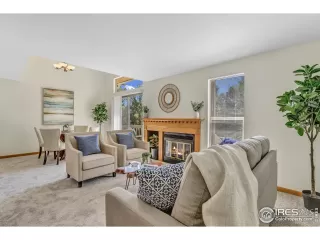 Photo #3: 949823 Listing