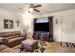 Photo #3: 949866 Listing