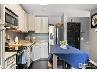 Photo #6: 949896 Listing