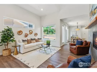 Photo #6: 949925 Listing