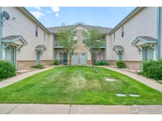 Photo #3: 949950 Listing