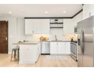 Photo #5: 9499562 Listing