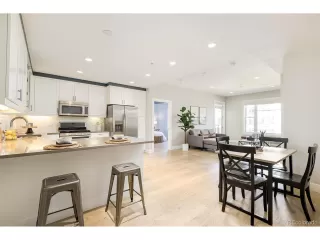 Photo #6: 9499562 Listing