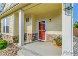 Photo #2: 949964 Listing