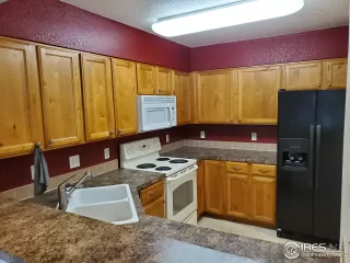 Photo #4: 949973 Listing 