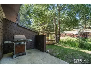 Photo #5: 950036 Listing