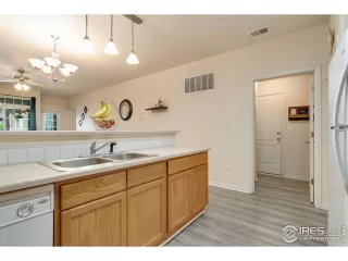 Photo #6: 950080 Listing