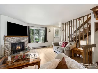 Photo #4: 950089 Listing 