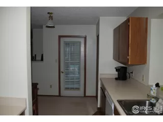 Photo #6: 950111 Listing 