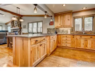 Photo #6: 950113 Listing 