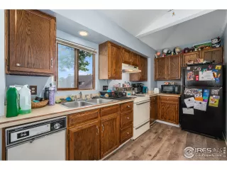 Photo #4: 950170 Listing