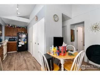 Photo #6: 950170 Listing