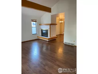 Photo #2: 950203 Listing