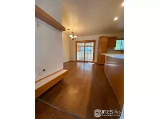 Photo #3: 950203 Listing