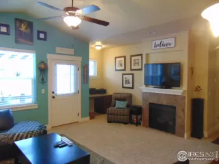 Photo #4: 950221 Listing