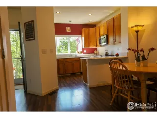 Photo #3: 950314 Listing